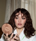 Filename=bafta-armanibeauty-olivia-rt-002-jpg-699ca1e6577d0_0002.jpg
Filesize=124KiB
Dimensions=980x1225
Date added=Jun 11, 2026 bafta-armanibeauty-olivia-rt-002-jpg-699ca1e6577d0_0002.jpg